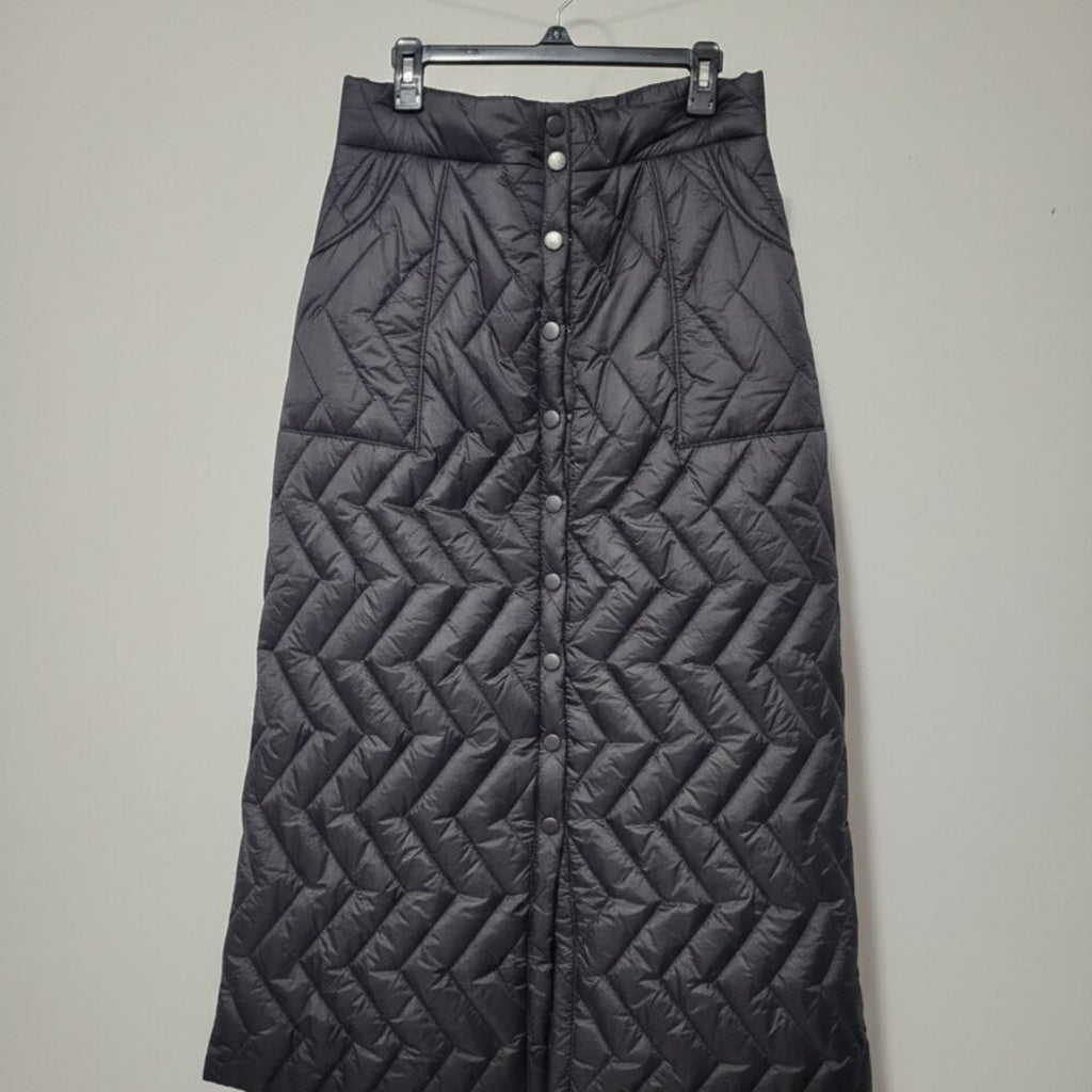 STILENE Quilted Set — Cape + Maxi Skirt (XL)
